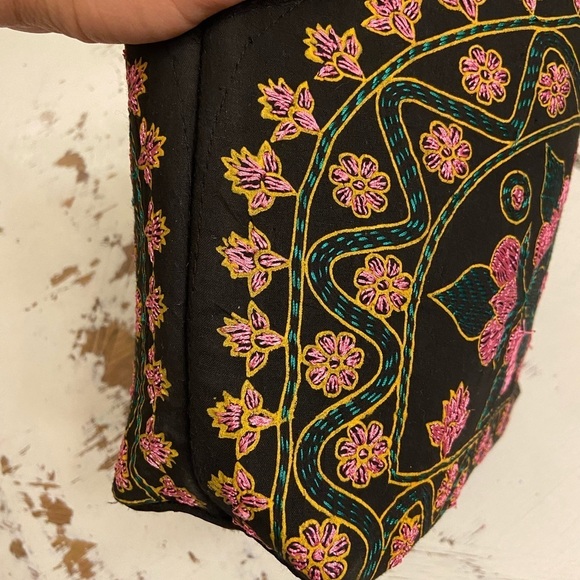 🔴Vintage Embroidered Handbag - Picture 12 of 13